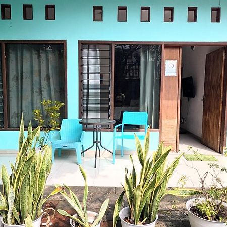 Homey Guesthouse Kertajaya  Surabaya Bagian luar foto