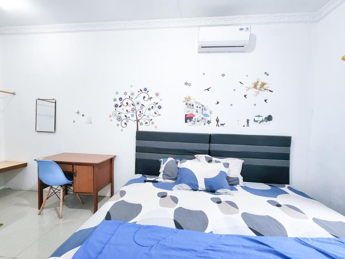 Homey Guesthouse Kertajaya  Surabaya Bagian luar foto