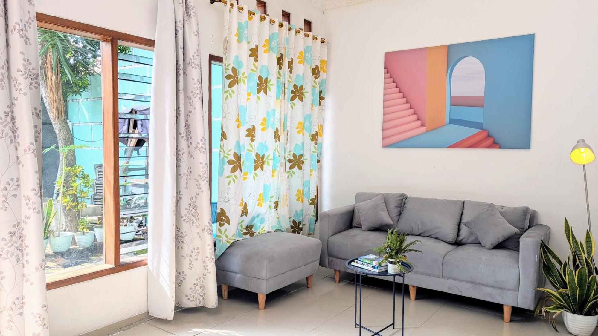 Homey Guesthouse Kertajaya  Surabaya Bagian luar foto